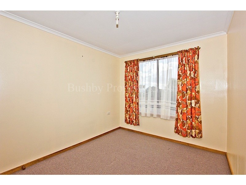2/12 Bishops Drive, Newnham TAS 7248