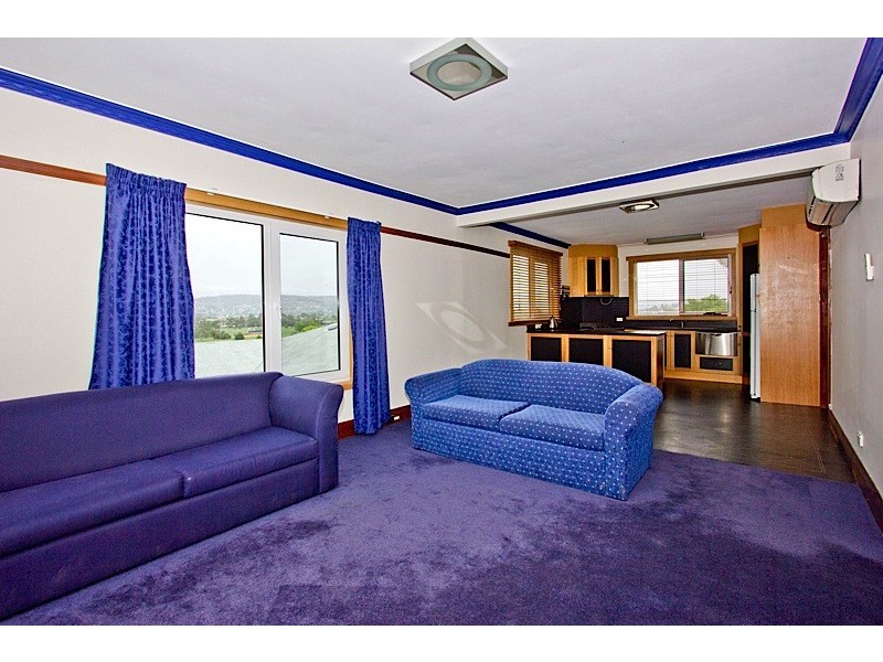 42 Clare Street, Mowbray TAS 7248