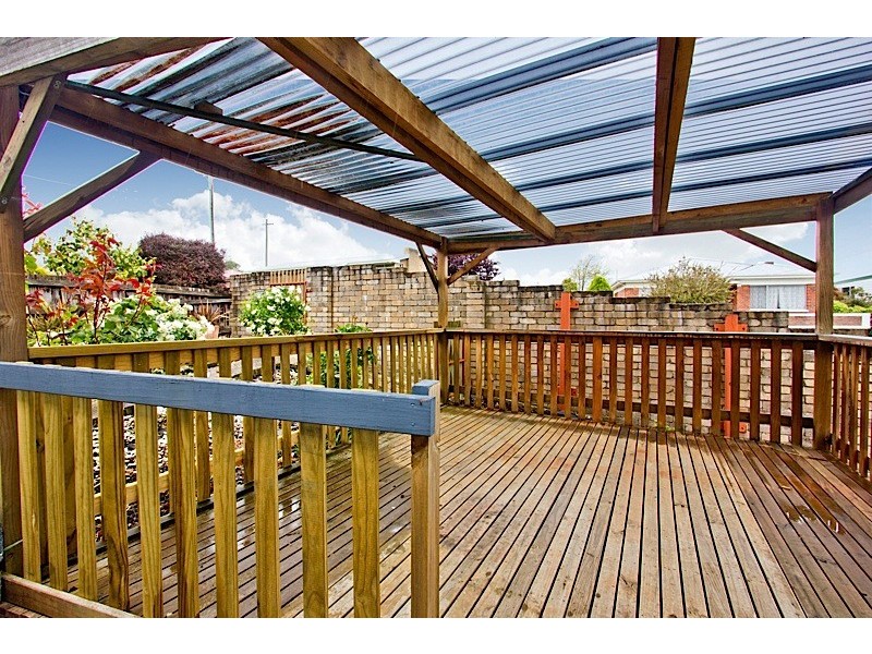 42 Clare Street, Mowbray TAS 7248