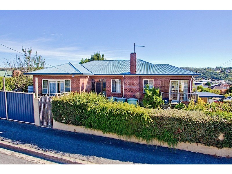 16 Woolven Street, Youngtown TAS 7249