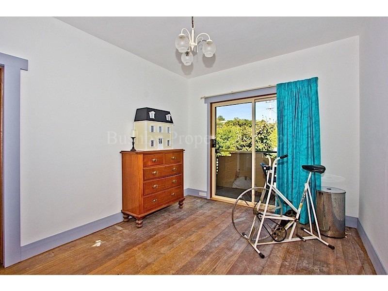 16 Woolven Street, Youngtown TAS 7249