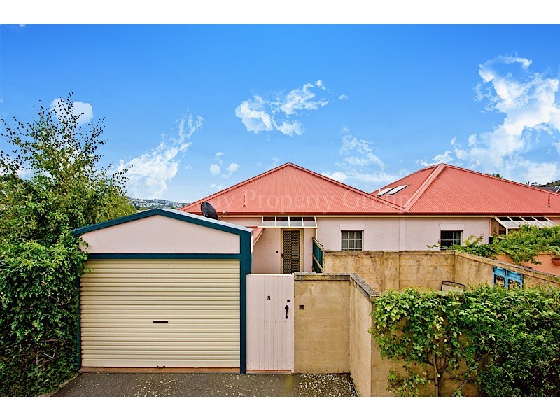 8 St John Crescent, Launceston TAS 7250