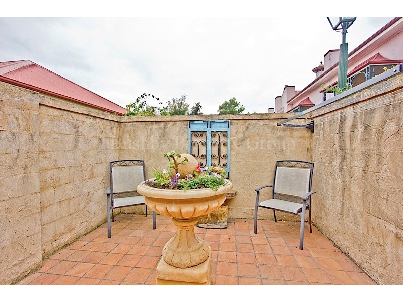 8 St John Crescent, Launceston TAS 7250