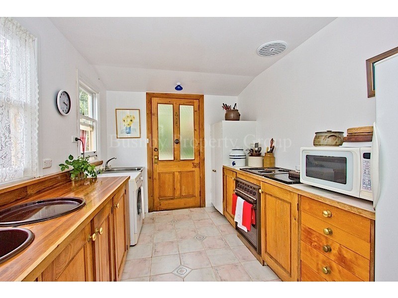 16 Stone Street, West Launceston TAS 7250