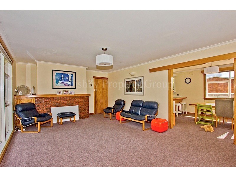 8 Henrietta Grove, West Launceston TAS 7250