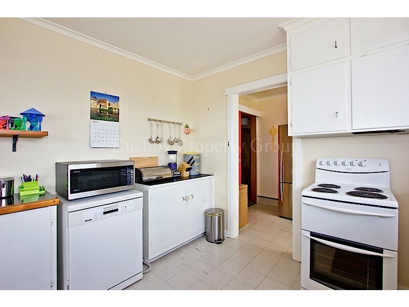 8 Henrietta Grove, West Launceston TAS 7250