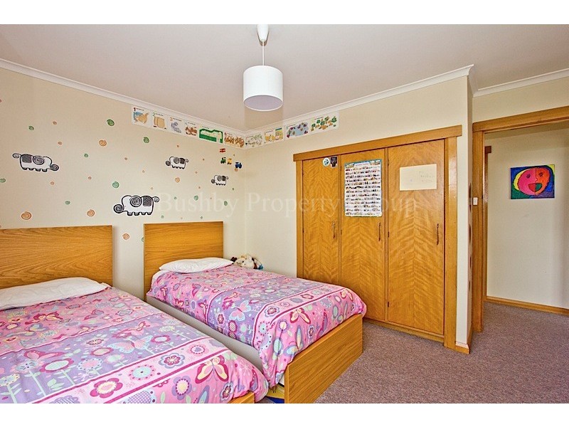 8 Henrietta Grove, West Launceston TAS 7250