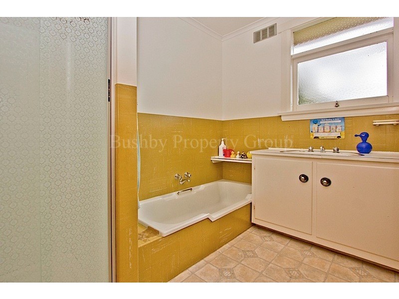 8 Henrietta Grove, West Launceston TAS 7250