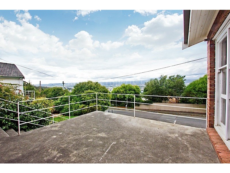 14 Ashleigh Avenue, West Launceston TAS 7250