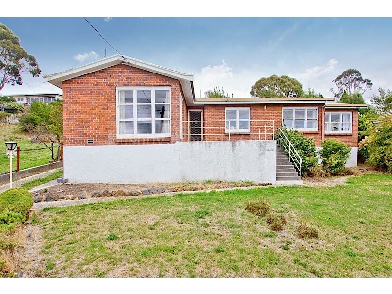 14 Ashleigh Avenue, West Launceston TAS 7250
