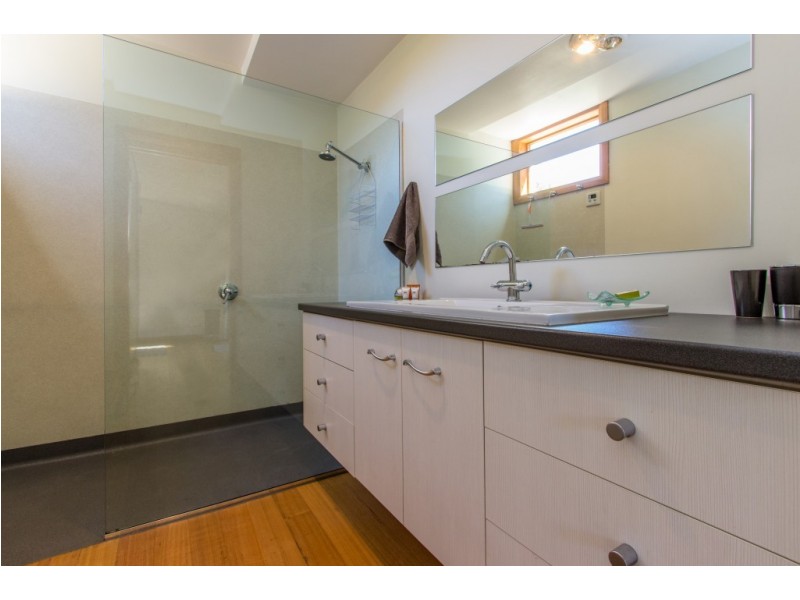 11 Howard Street, Invermay TAS 7248