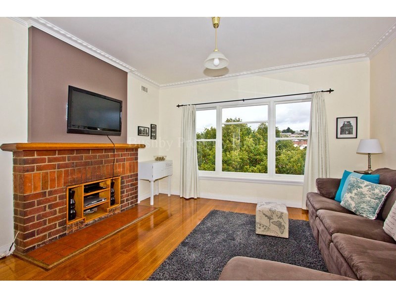 21 Meredith Crescent, South Launceston TAS 7249