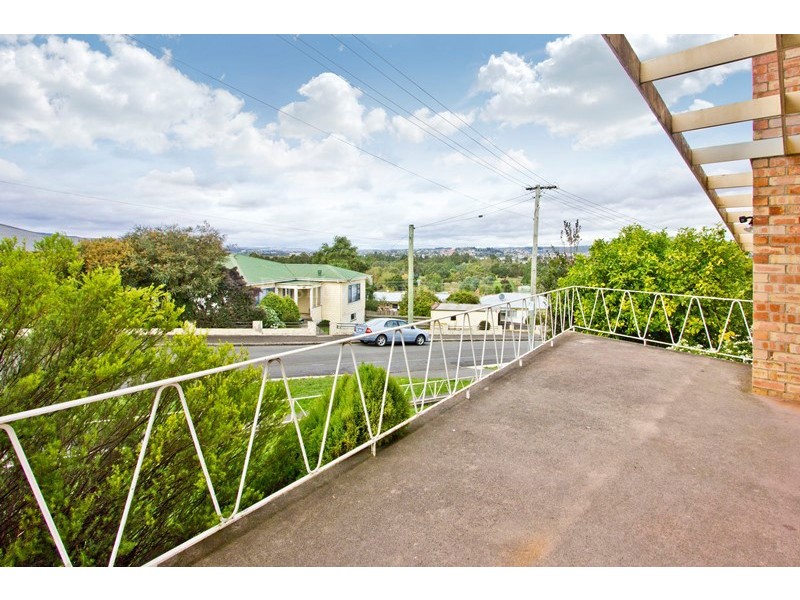 27 Wood Street, Mowbray TAS 7248