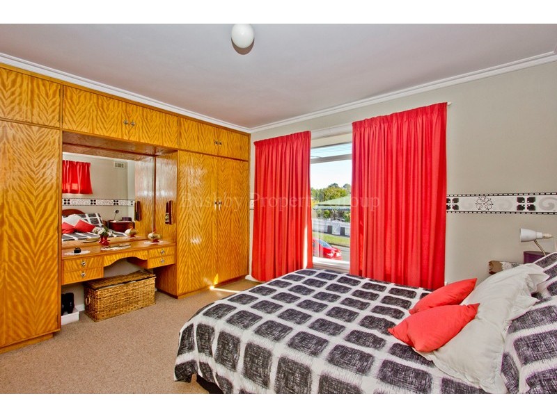 17a Riseley Street, Kings Meadows TAS 7249