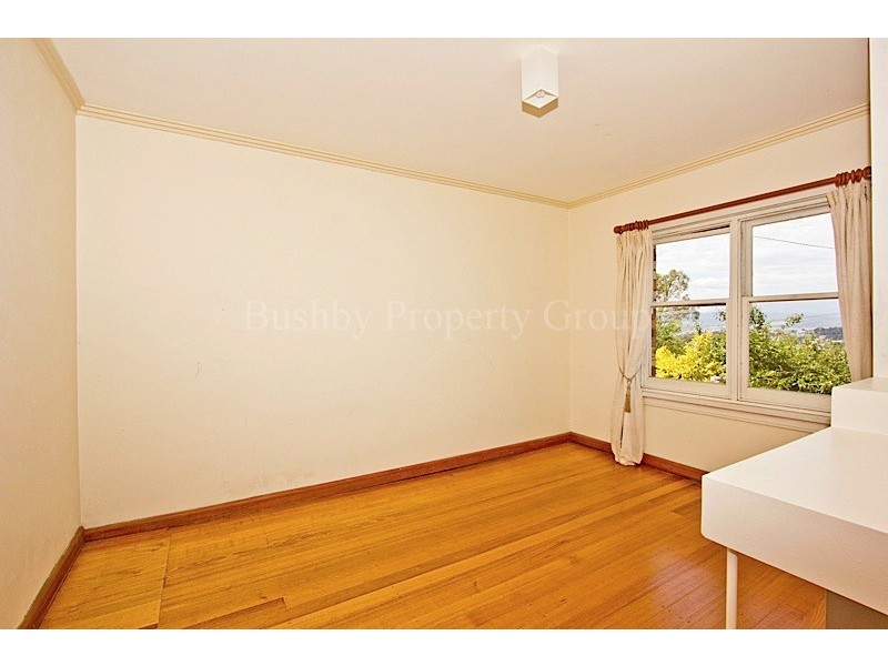 36 Salisbury Crescent, West Launceston TAS 7250