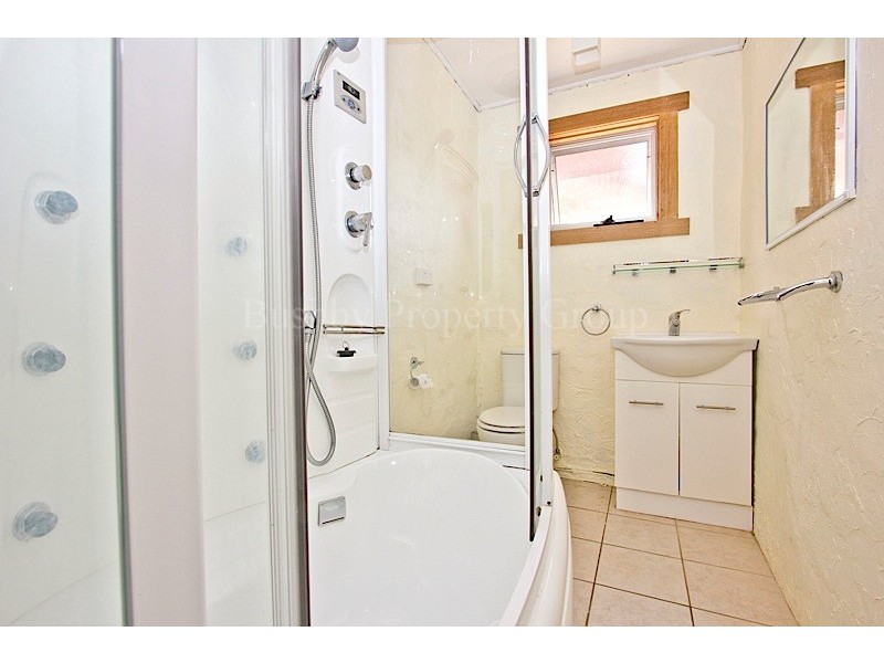 36 Salisbury Crescent, West Launceston TAS 7250