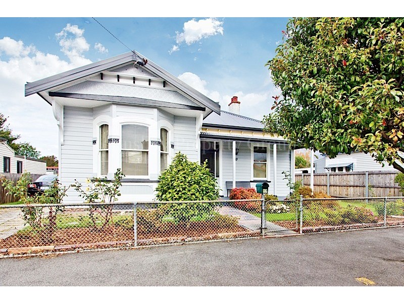 17 Henty Street, Invermay TAS 7248