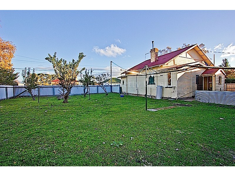 16 Drummond Street, Perth TAS 7300