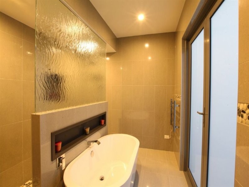 2 Legges Crescent, Prospect TAS 7250