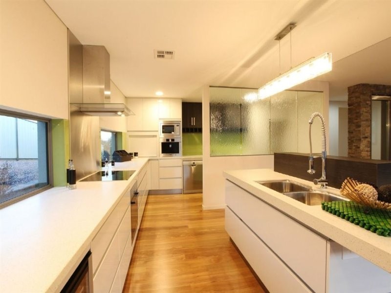 2 Legges Crescent, Prospect TAS 7250