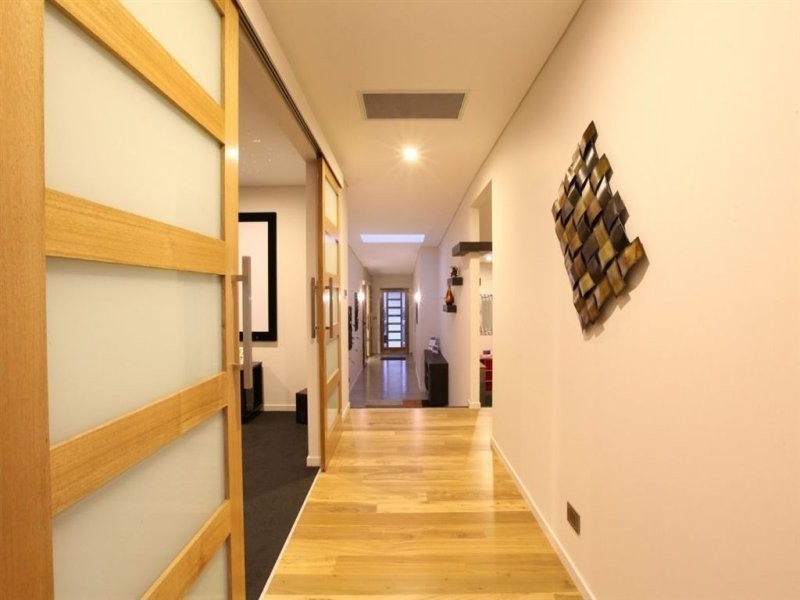 2 Legges Crescent, Prospect TAS 7250