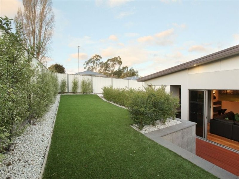2 Legges Crescent, Prospect TAS 7250