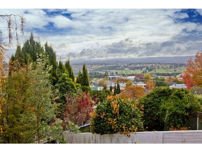 9 Trotsford Crescent, East Launceston TAS 7250