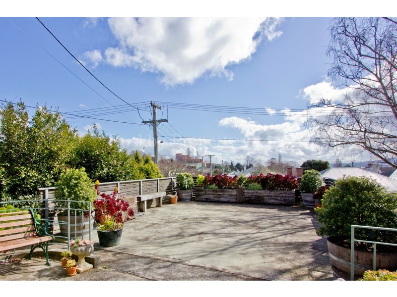 9 Trotsford Crescent, East Launceston TAS 7250