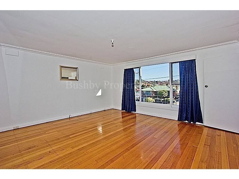 4 Kerran Crescent, South Launceston TAS 7249