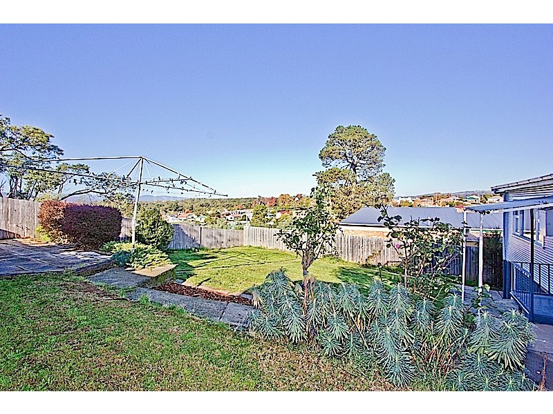 4 Kerran Crescent, South Launceston TAS 7249