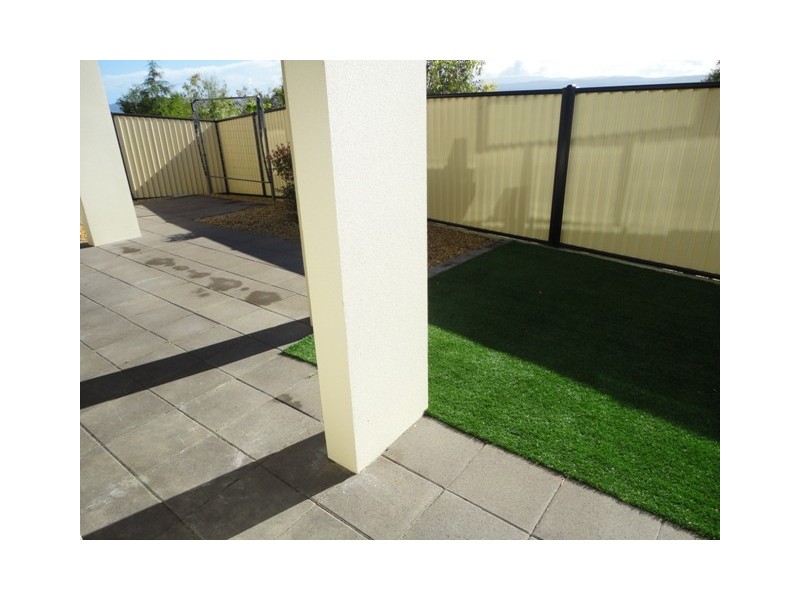 1/52 Lachlan Parade, Trevallyn TAS 7250