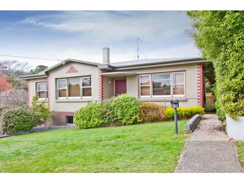 4 Colgrave Street, Trevallyn TAS 7250