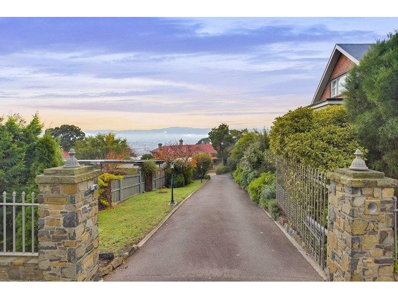 48 Bain Terrace, Trevallyn TAS 7250