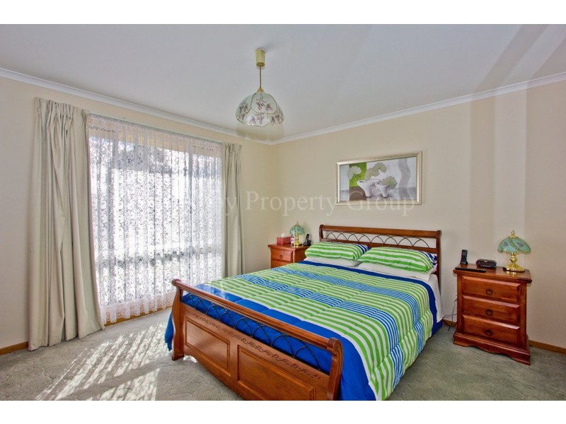 13 Mount Stuart Drive, Newnham TAS 7248