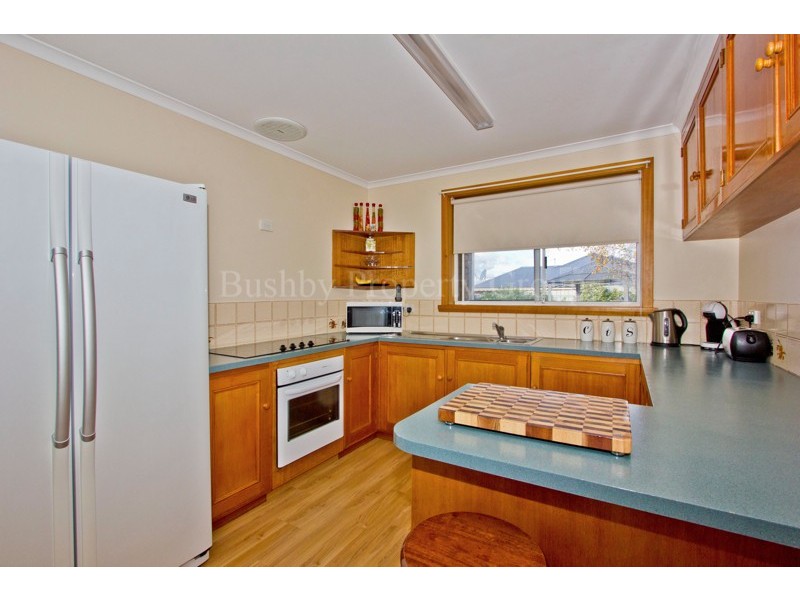 13 Mount Stuart Drive, Newnham TAS 7248