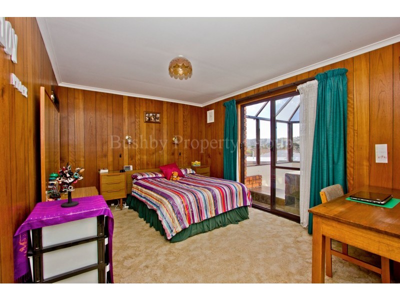 1 Denway Grove, Norwood TAS 7250