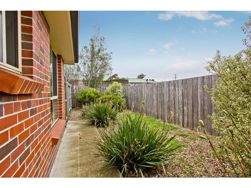 3/3 Bethune Place, Newnham TAS 7248