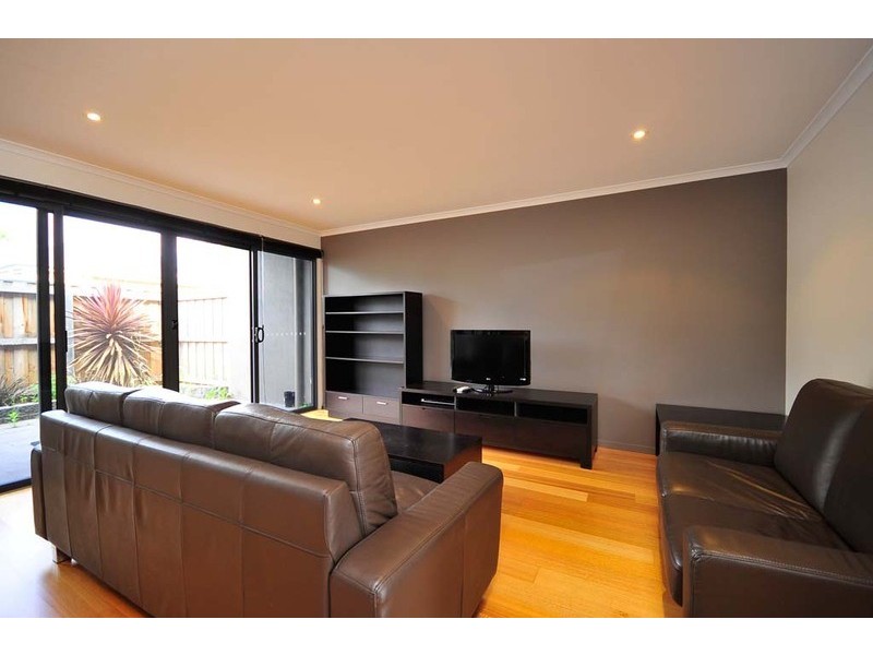 2/4 Bryan Street, Invermay TAS 7248