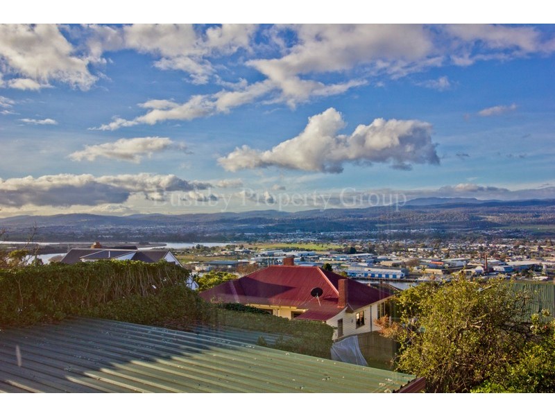 13 Broadview Crescent, Trevallyn TAS 7250
