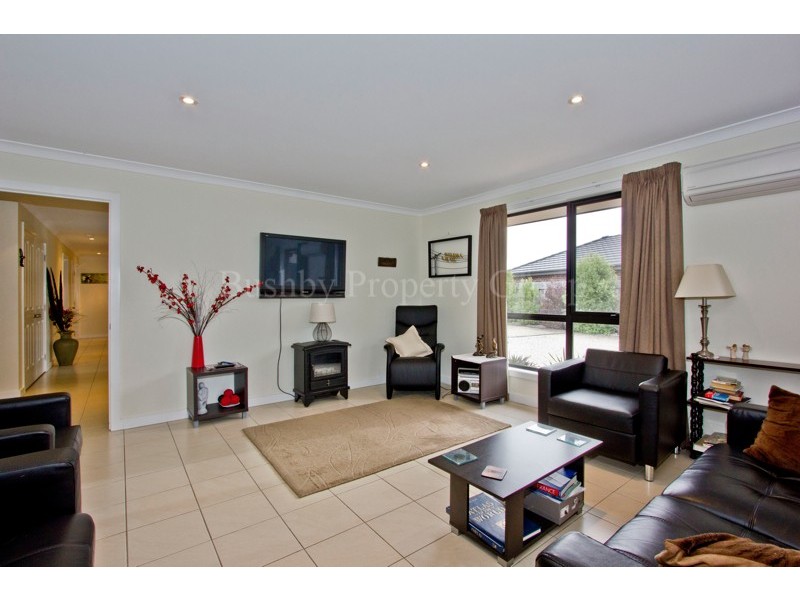 8 Onyx Court, Perth TAS 7300