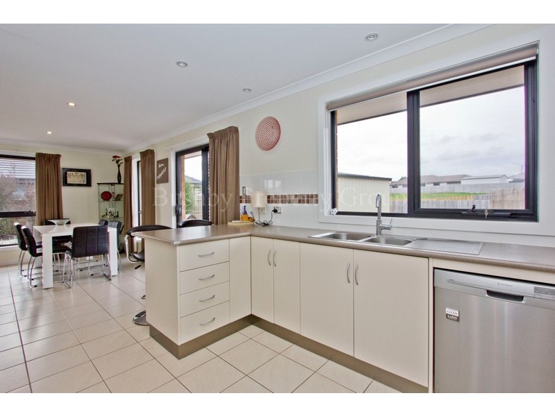 8 Onyx Court, Perth TAS 7300