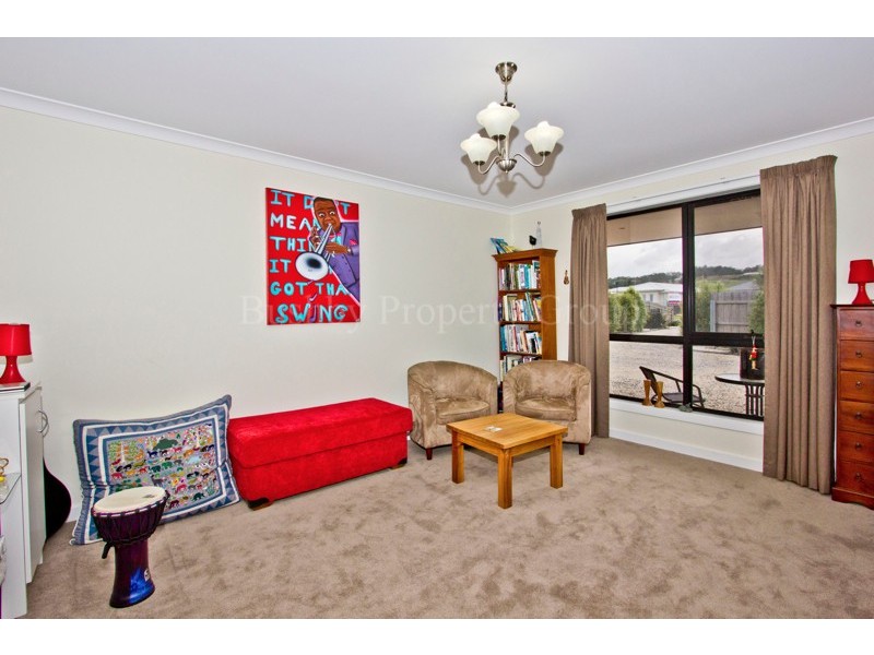 8 Onyx Court, Perth TAS 7300