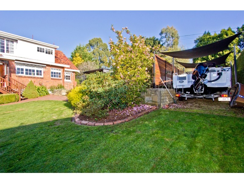 37 Gascoyne Street, Kings Meadows TAS 7249