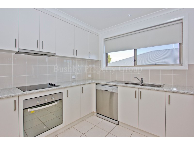 2/25a Adelaide Street, Westbury TAS 7303