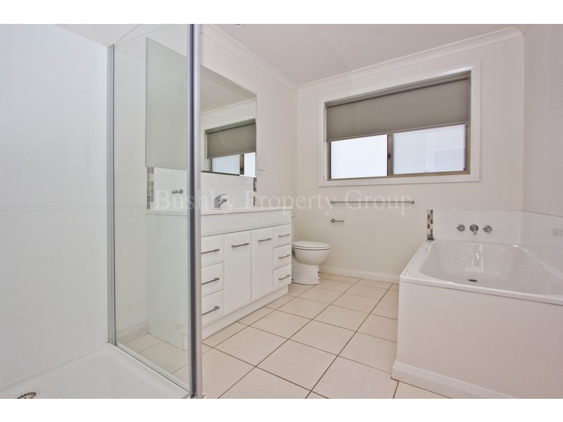 2/25a Adelaide Street, Westbury TAS 7303