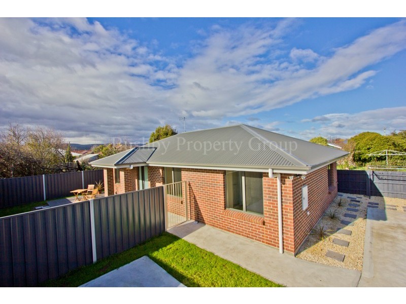 2/16 Birdwood Street, Mowbray TAS 7248