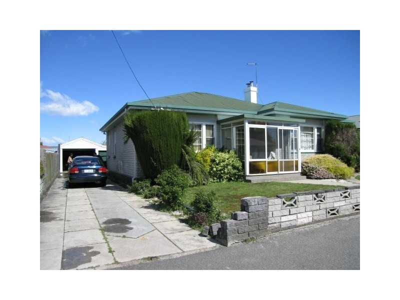11 Foch Street, Mowbray TAS 7248