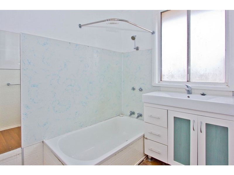 27 Regent Street, Waverley TAS 7250