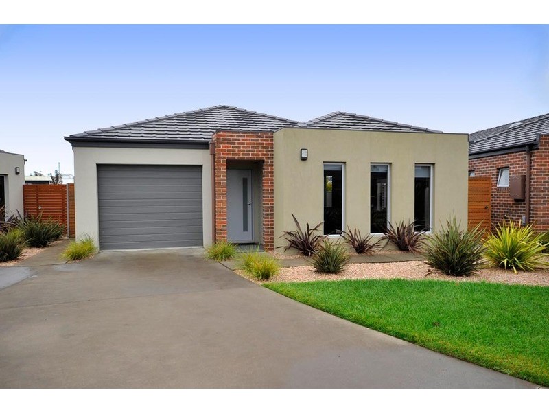 5/7 St James Close, Newstead TAS 7250