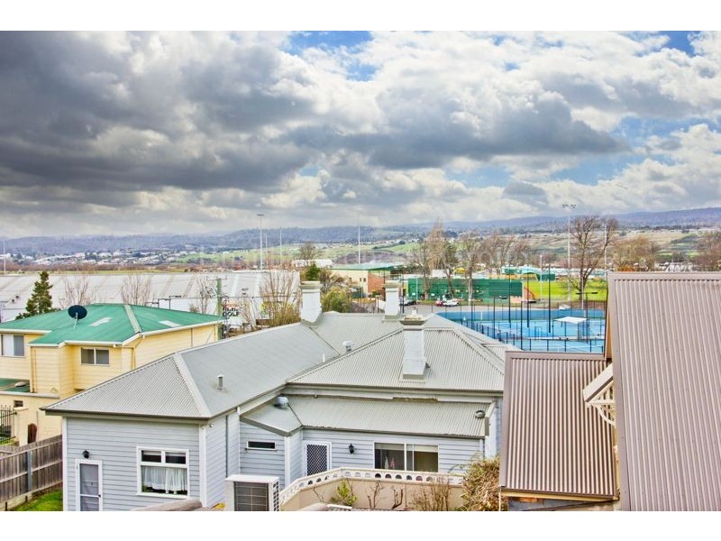 2/47-49 Elphin Road, East Launceston TAS 7250